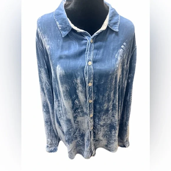 CP Shades Women light blue Velvet Button-Up Shirt XL  Silk Blend Long Sleeve USA - Picture 3 of 11